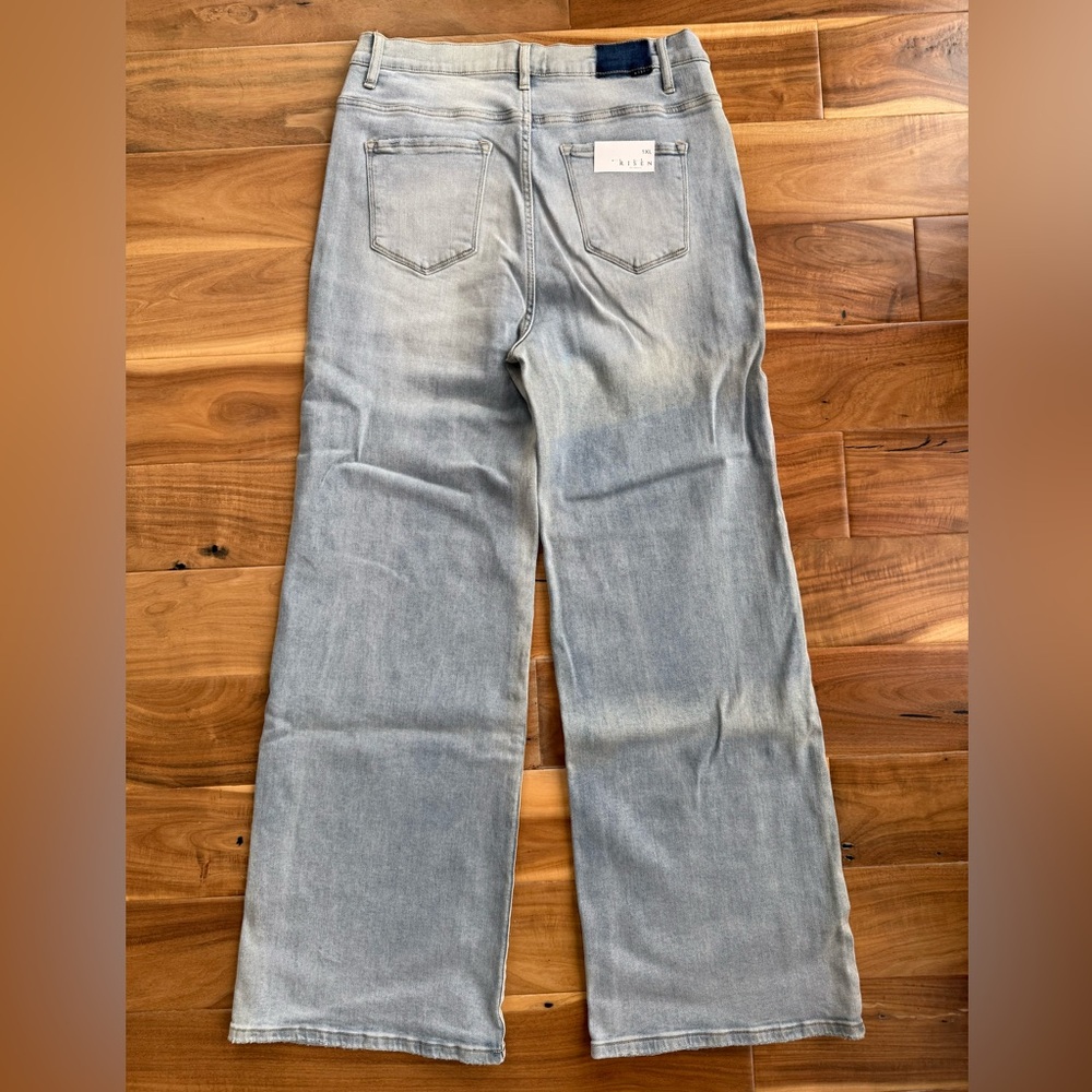 Risen Wide Leg Jeans for Women